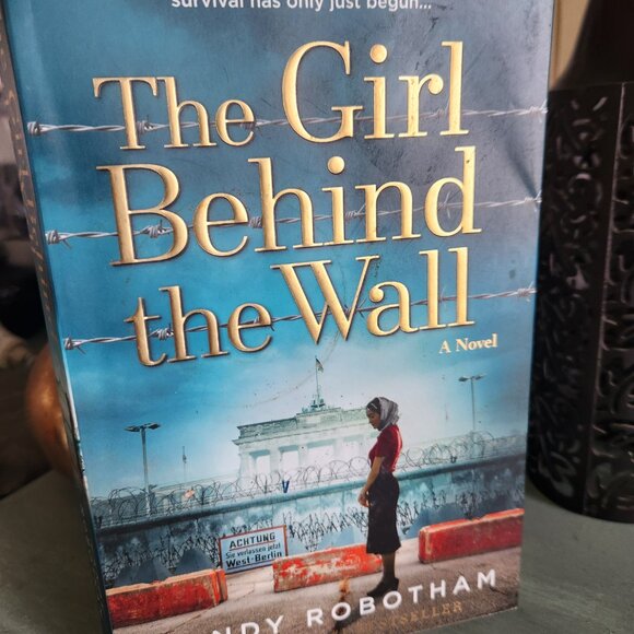 Books - Picture 2 of 3